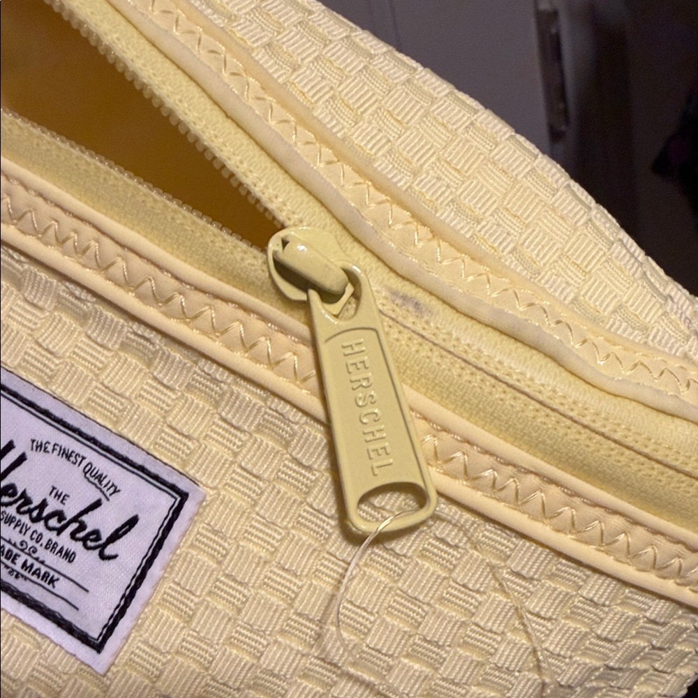 Herschel Fourteen Interlaced Belt Bag - Picture 10 of 13